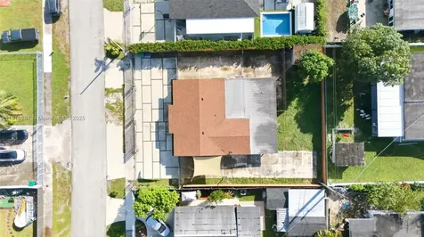 4260 NW 169th Terrace Miami Gardens FL 33055