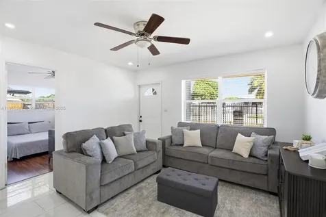 4260 NW 169th Terrace Miami Gardens FL 33055