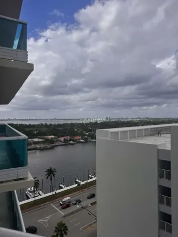 5025 Collins Avenue Miami Beach FL 33140