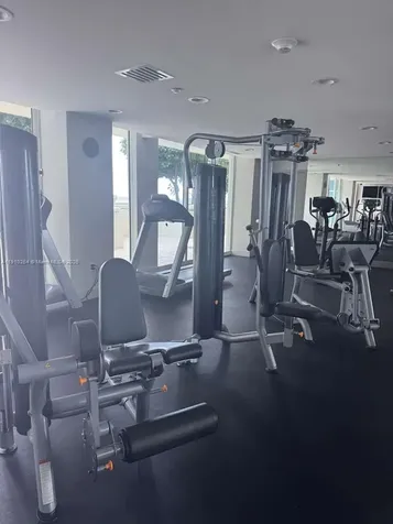 5025 Collins Avenue Miami Beach FL 33140