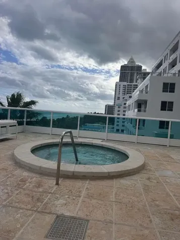 5025 Collins Avenue Miami Beach FL 33140