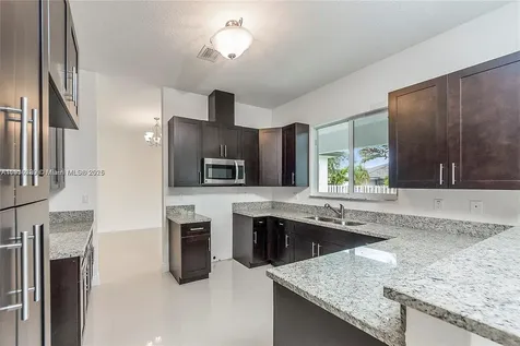 9341 SW 174th Street Palmetto Bay FL 33157