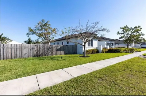 9341 SW 174th Street Palmetto Bay FL 33157