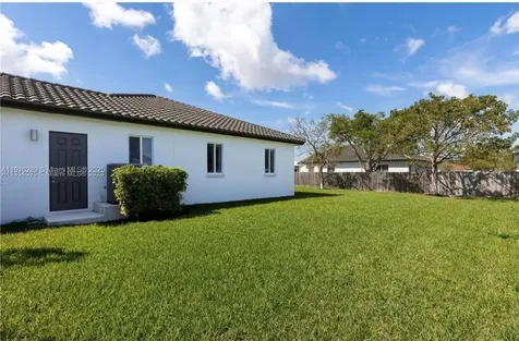 9341 SW 174th Street Palmetto Bay FL 33157
