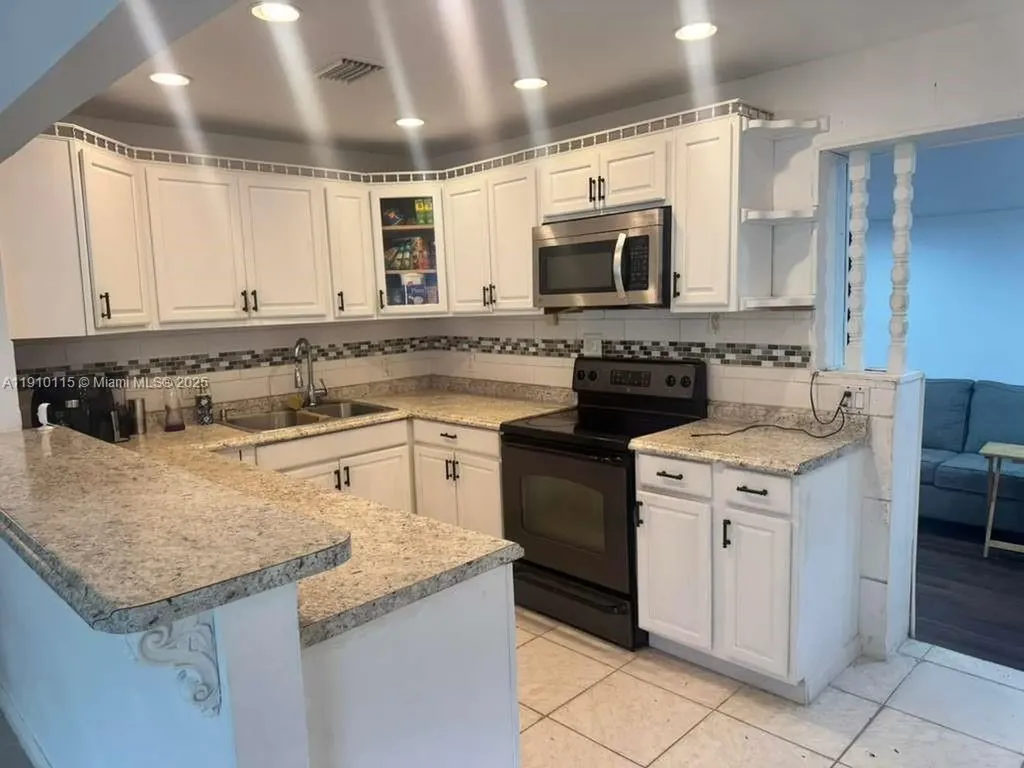 1517 NW 58th Avenue Margate FL 33063