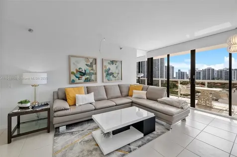 3640 Yacht Club Drive Aventura FL 33180