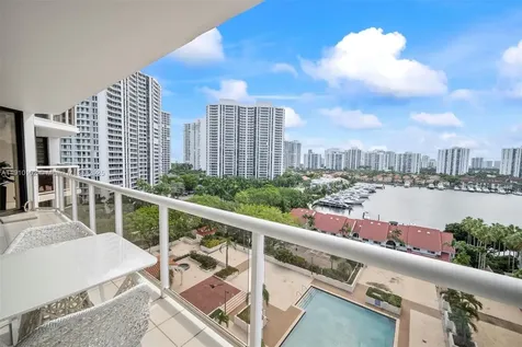 3640 Yacht Club Drive Aventura FL 33180