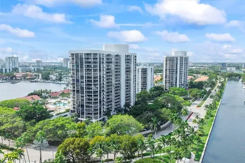 3640 Yacht Club Drive Aventura FL 33180