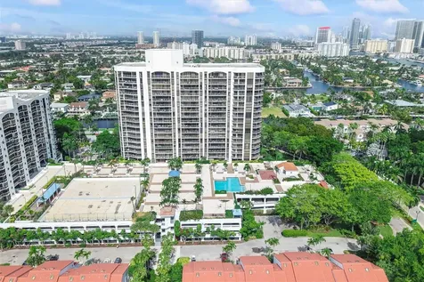 3640 Yacht Club Drive Aventura FL 33180