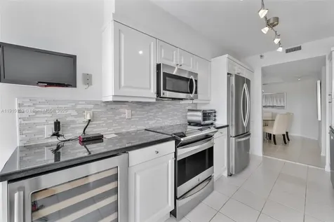 3640 Yacht Club Drive Aventura FL 33180