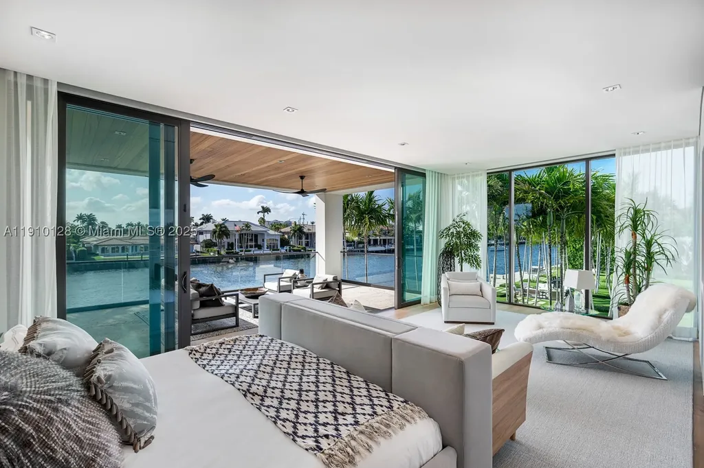 1175 Spanish River Road Boca Raton FL 33432