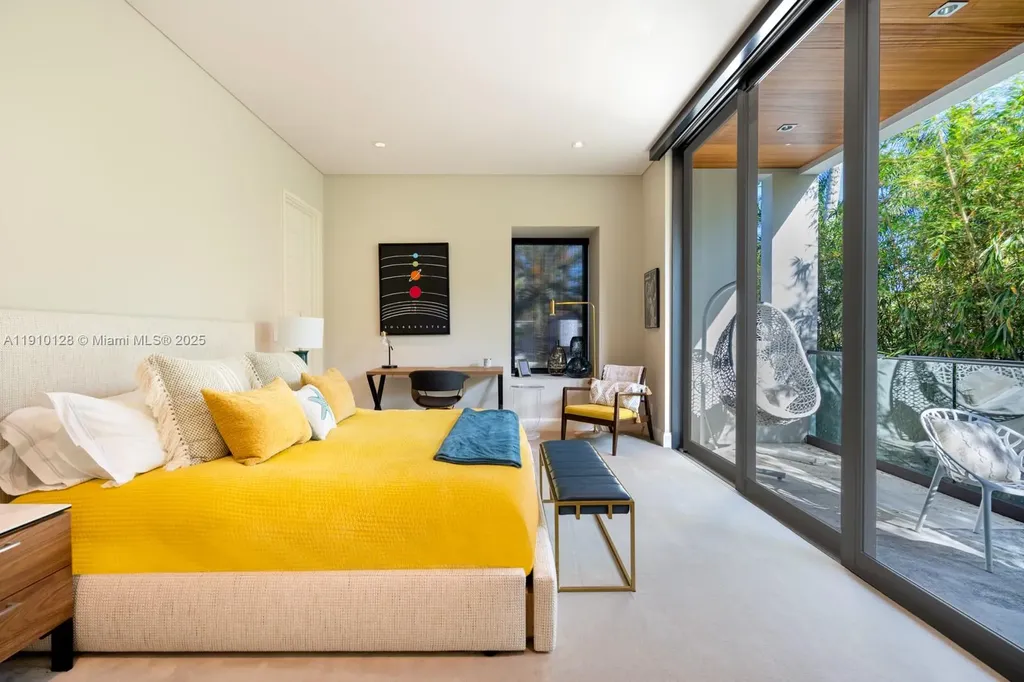 1175 Spanish River Road Boca Raton FL 33432