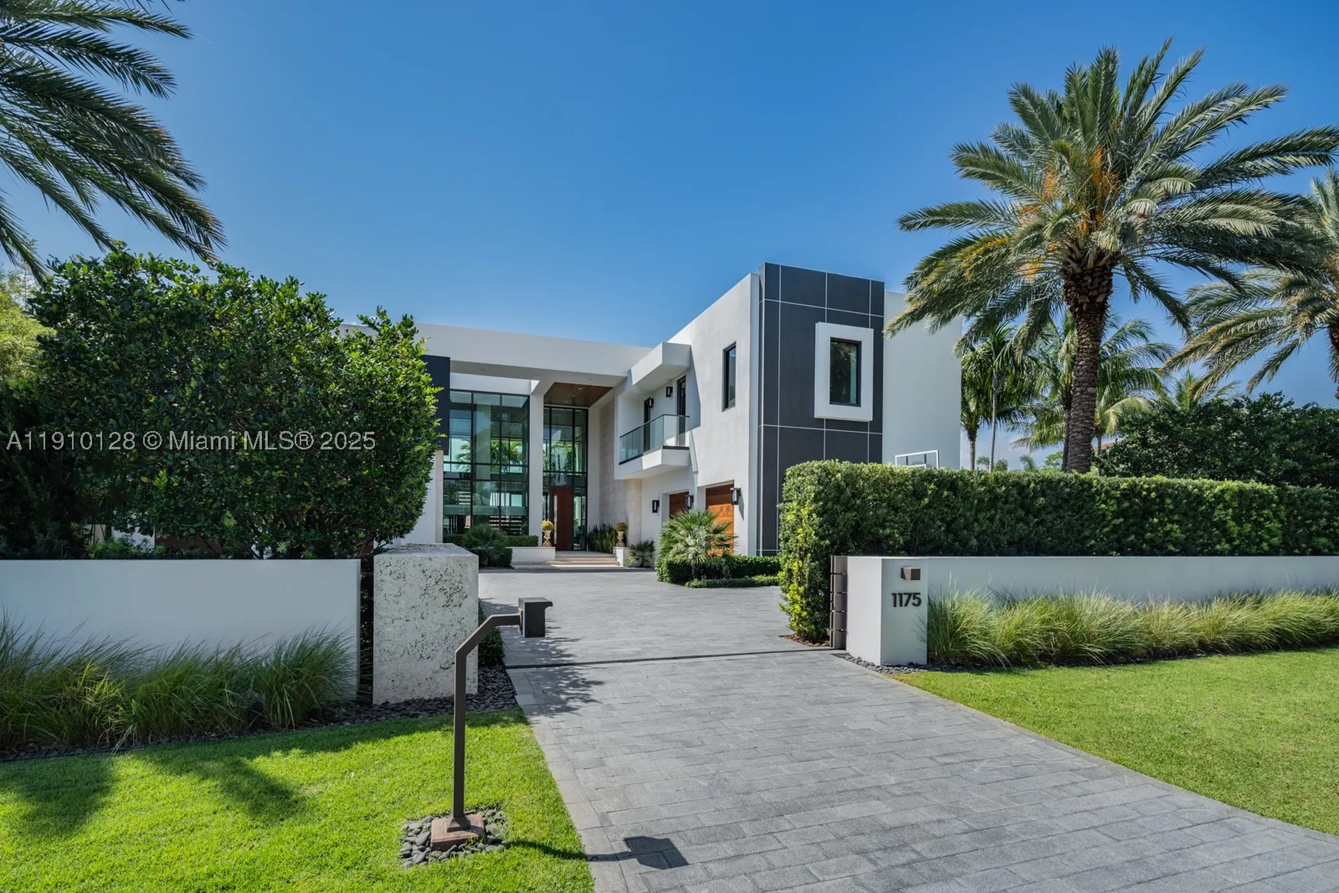 1175 Spanish River Road Boca Raton FL 33432