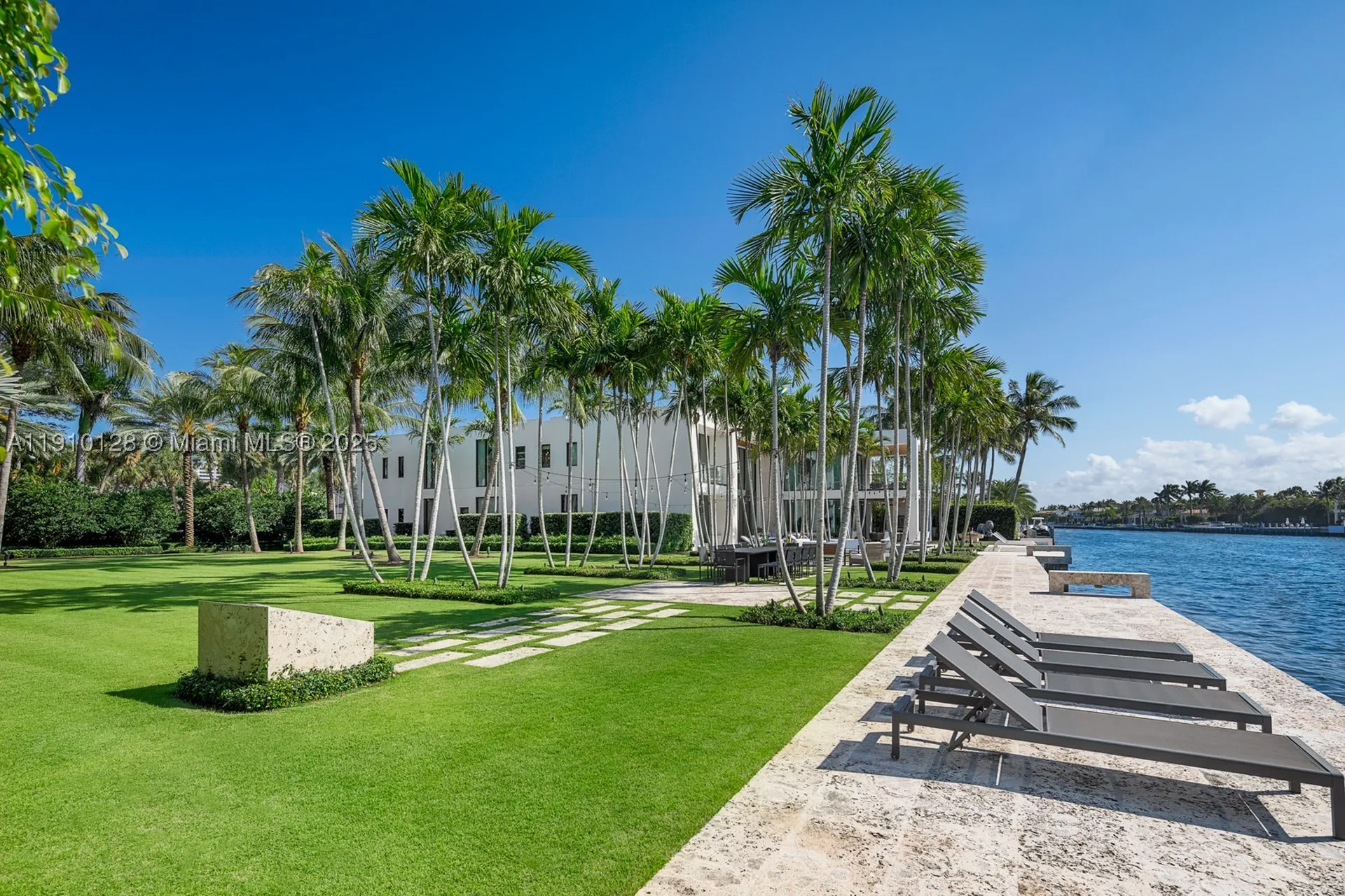 1175 Spanish River Road Boca Raton FL 33432