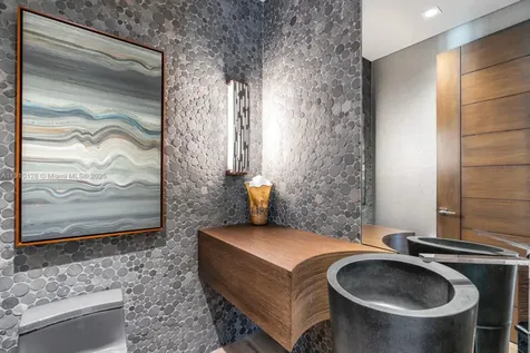 1175 Spanish River Road Boca Raton FL 33432