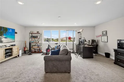 10190 SW Captiva Drive Port St. Lucie FL 34987