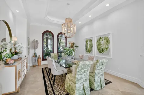 678 Hermitage Circle Palm Beach Gardens FL 33410