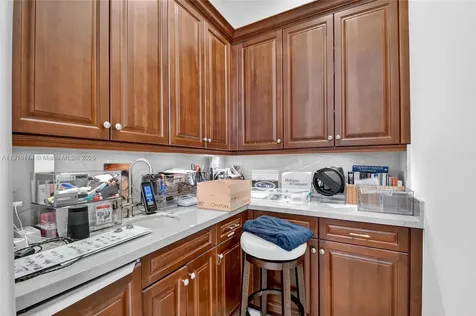 678 Hermitage Circle Palm Beach Gardens FL 33410