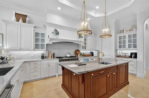 678 Hermitage Circle Palm Beach Gardens FL 33410