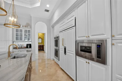 678 Hermitage Circle Palm Beach Gardens FL 33410