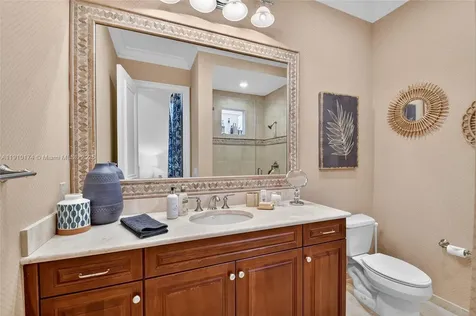 678 Hermitage Circle Palm Beach Gardens FL 33410