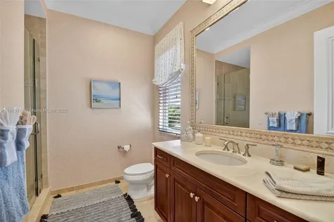 678 Hermitage Circle Palm Beach Gardens FL 33410