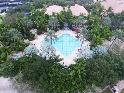 678 Hermitage Circle Palm Beach Gardens FL 33410