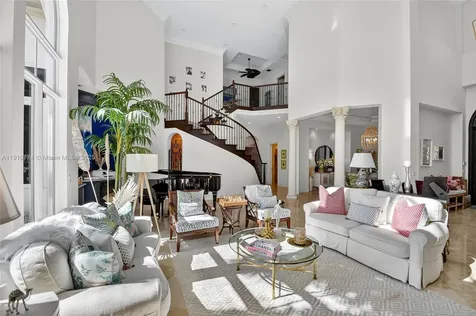 678 Hermitage Circle Palm Beach Gardens FL 33410