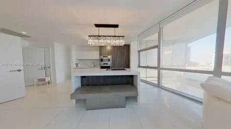 851 NE 1st Avenue Miami FL 33132