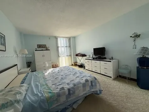 3625 N Country Club Drive Aventura FL 33180