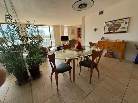 3625 N Country Club Drive Aventura FL 33180