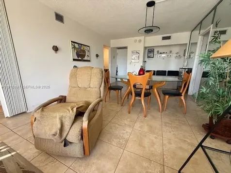3625 N Country Club Drive Aventura FL 33180