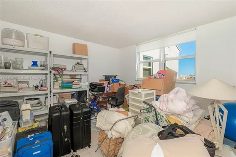 2800 Somerset Drive Lauderdale Lakes FL 33311