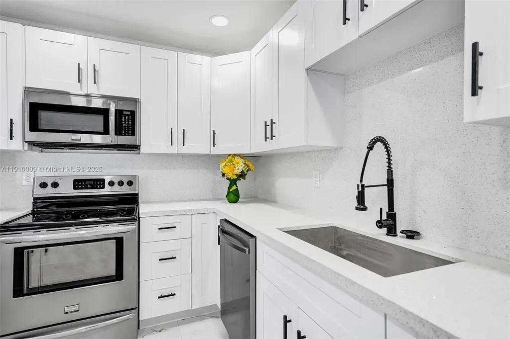 1143 NW 18th Street Fort Lauderdale FL 33311