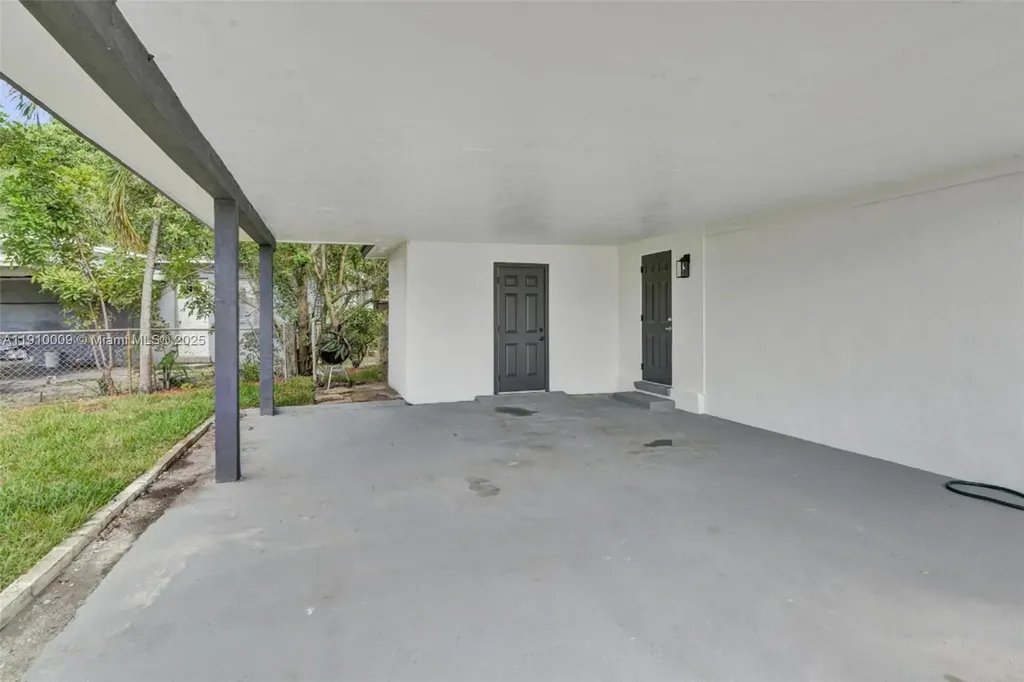 1143 NW 18th Street Fort Lauderdale FL 33311