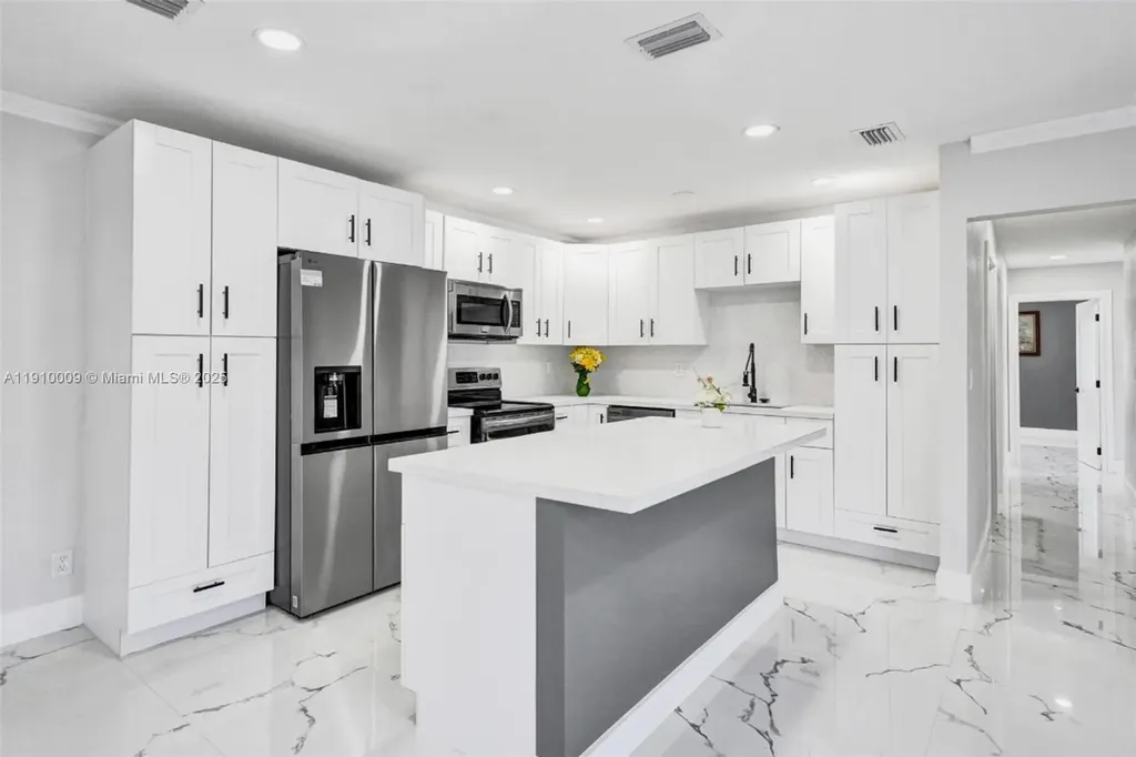 1143 NW 18th Street Fort Lauderdale FL 33311