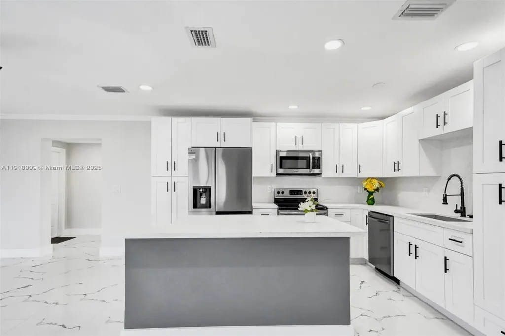 1143 NW 18th Street Fort Lauderdale FL 33311