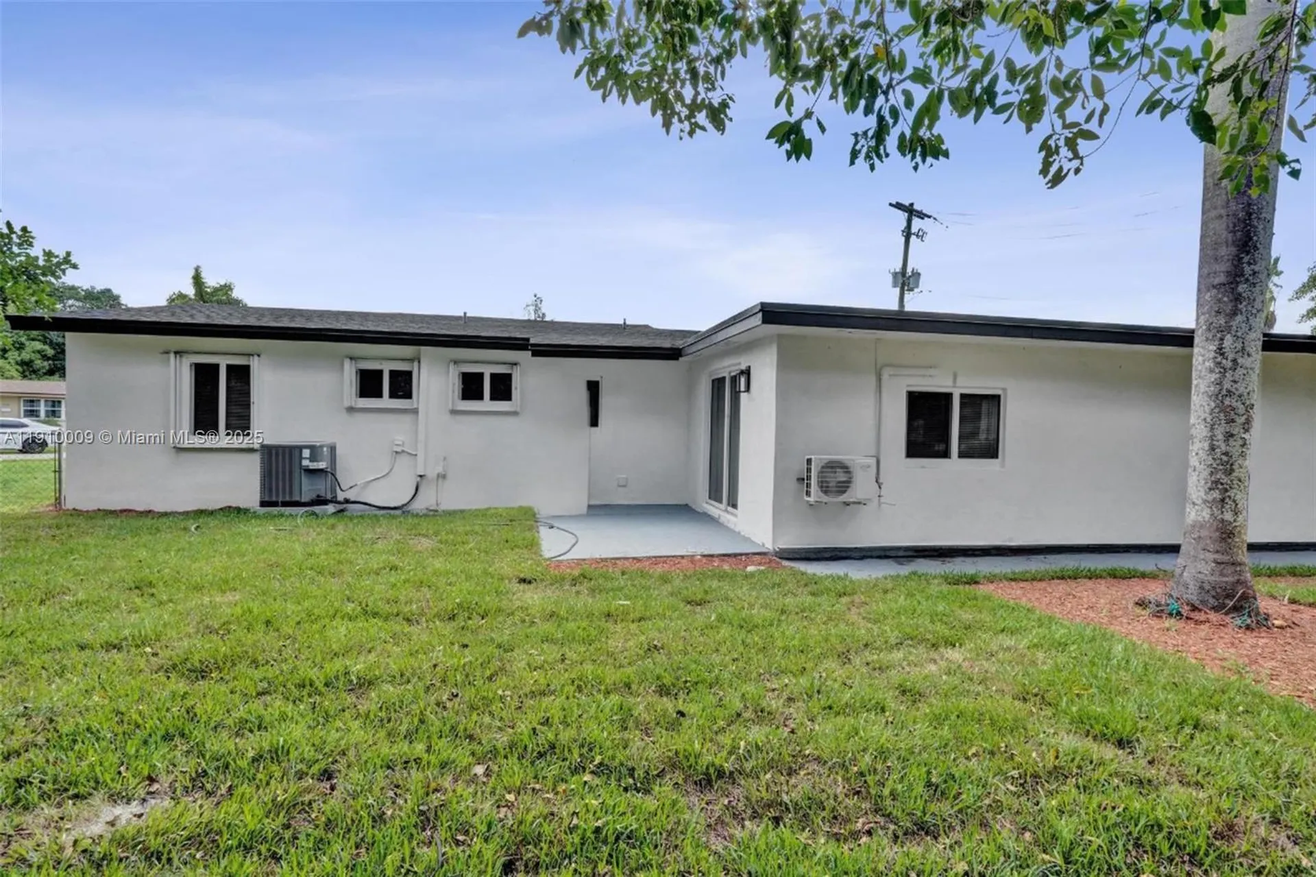 1143 NW 18th Street Fort Lauderdale FL 33311