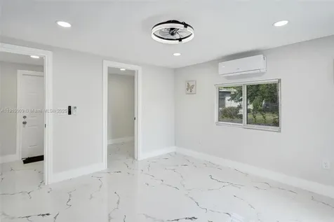 1143 NW 18th Street Fort Lauderdale FL 33311