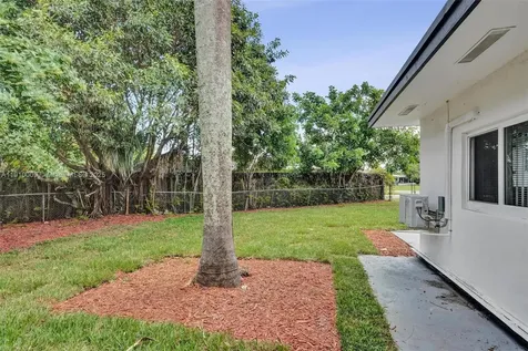 1143 NW 18th Street Fort Lauderdale FL 33311