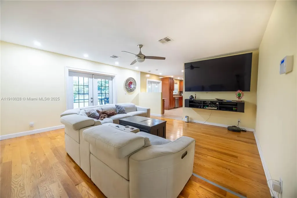 11351 NW 37th Street Coral Springs FL 33065