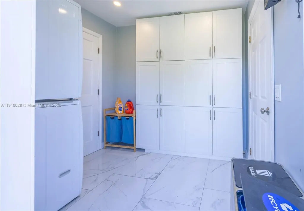 11351 NW 37th Street Coral Springs FL 33065