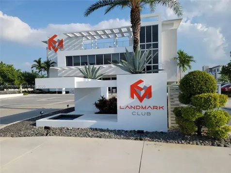 10280 NW 63rd Terrace Doral FL 33178