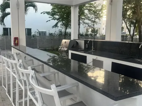 10280 NW 63rd Terrace Doral FL 33178