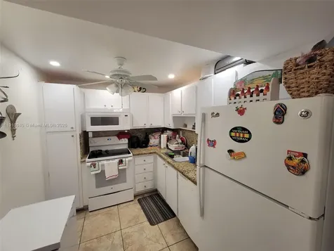 1400 Saint Charles Place Pembroke Pines FL 33026