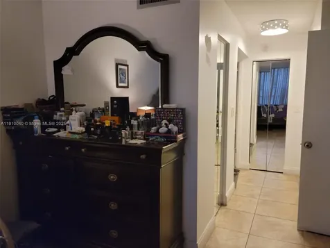 1400 Saint Charles Place Pembroke Pines FL 33026