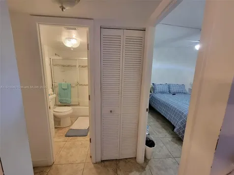 1400 Saint Charles Place Pembroke Pines FL 33026