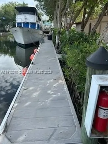 100 Morr Lane C5 Key Largo FL 33037