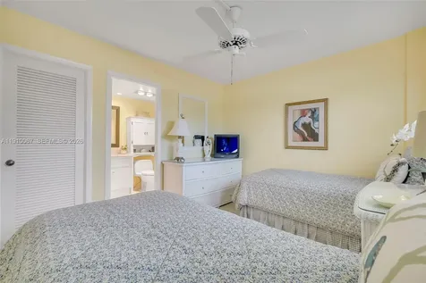 555 NW 4th Avenue Boca Raton FL 33432