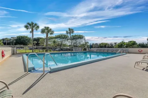 555 NW 4th Avenue Boca Raton FL 33432